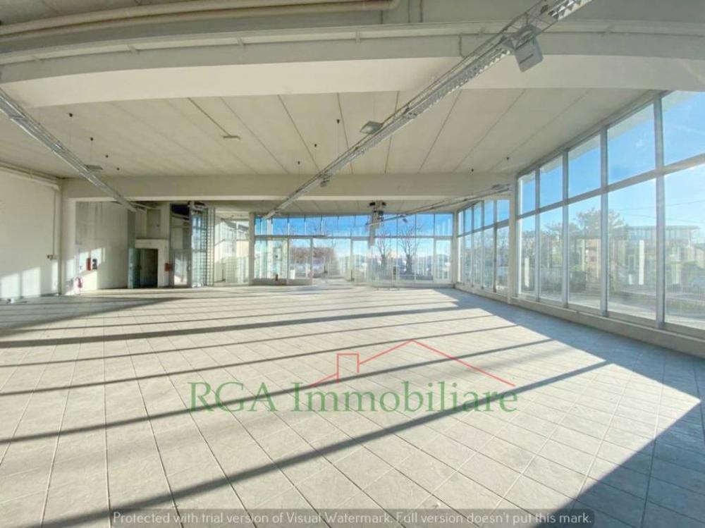 capannone in vendita ad Orio al Serio