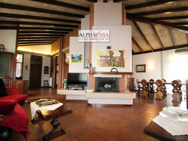 casa indipendente in vendita ad Osio Sopra