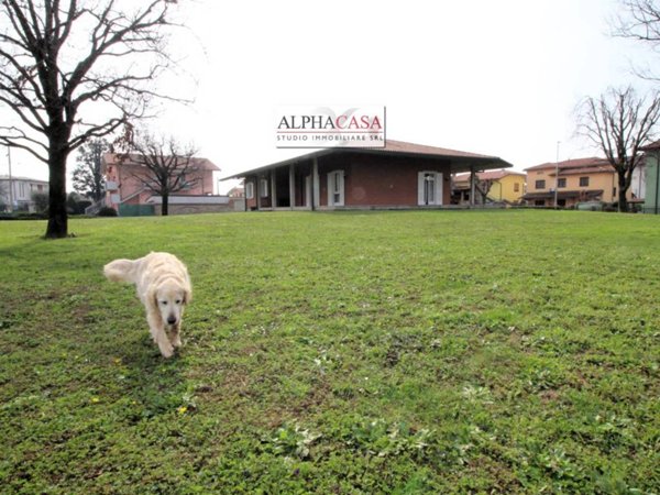 casa indipendente in vendita ad Osio Sopra