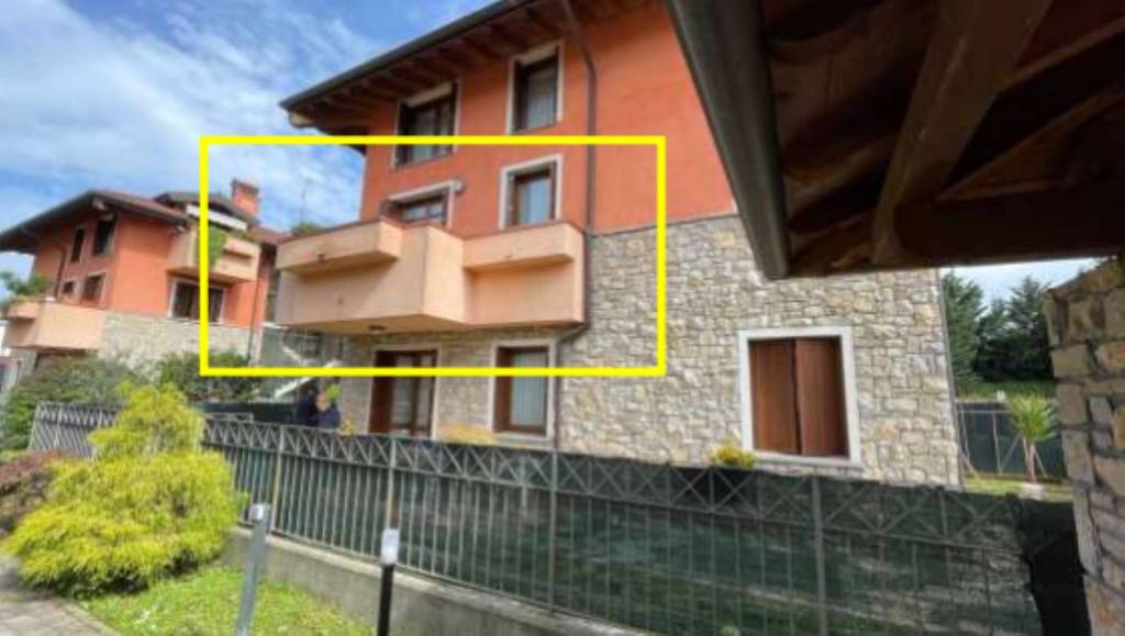 appartamento in vendita ad Osio Sopra