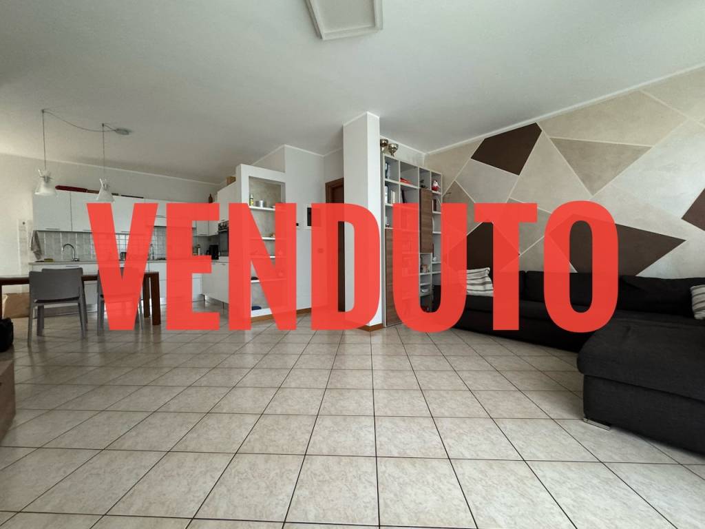 appartamento in vendita ad Osio Sopra