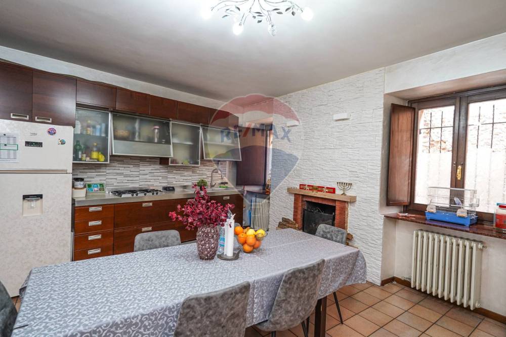 casa indipendente in vendita ad Osio Sopra