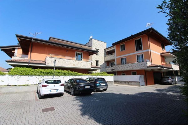 appartamento in vendita ad Osio Sopra
