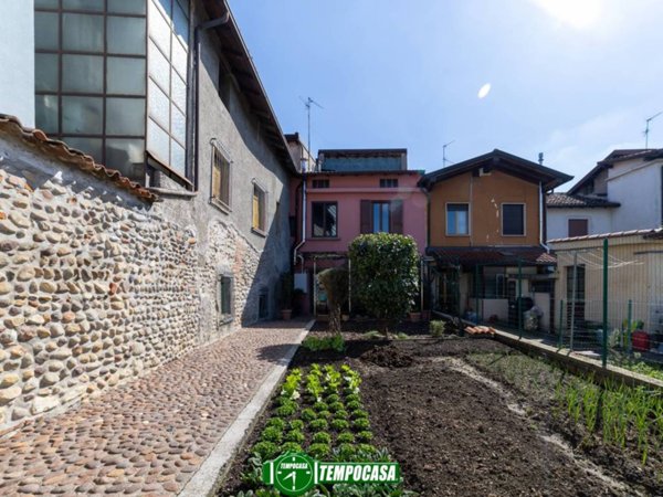 appartamento in vendita ad Osio Sopra