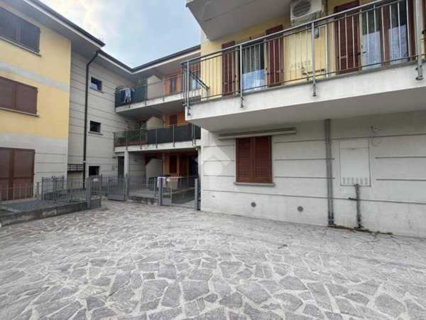 appartamento in vendita ad Osio Sopra