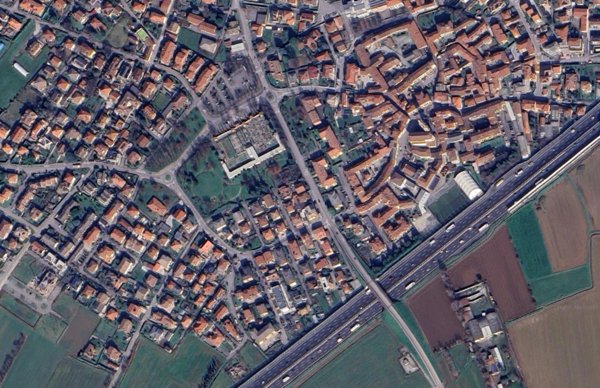 negozio in vendita ad Osio Sopra