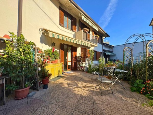 casa indipendente in vendita ad Osio Sopra