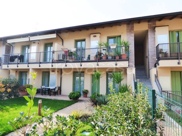 appartamento in vendita ad Osio Sopra