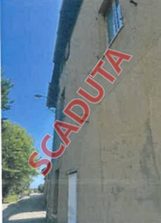 locale commerciale in vendita ad Osio Sopra