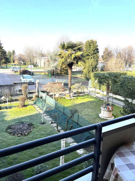 appartamento in vendita ad Osio Sopra