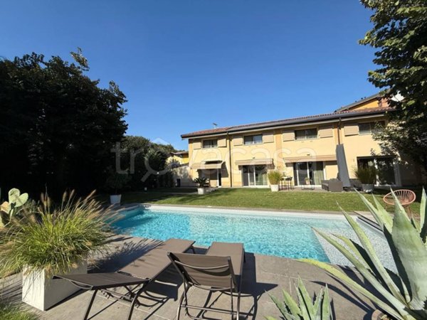 casa indipendente in vendita ad Osio Sopra