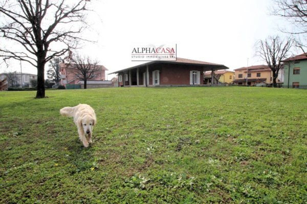 casa indipendente in vendita ad Osio Sopra