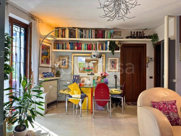 casa indipendente in vendita ad Osio Sopra