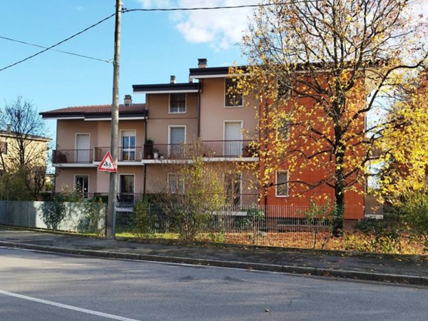 appartamento in vendita ad Osio Sopra