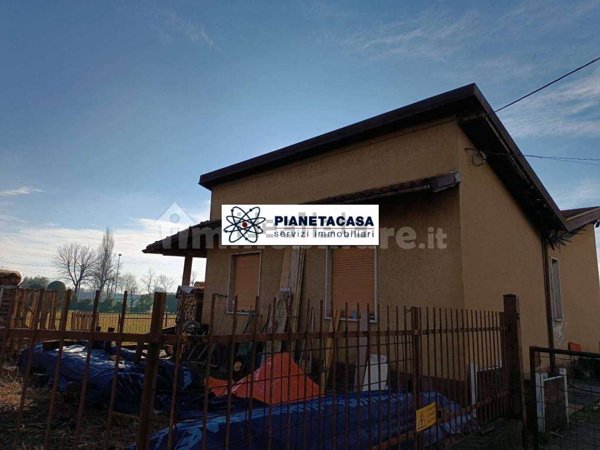 casa indipendente in vendita ad Osio Sopra