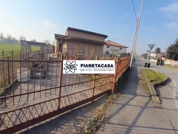 casa indipendente in vendita ad Osio Sopra