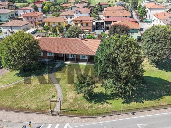 casa indipendente in vendita ad Osio Sopra