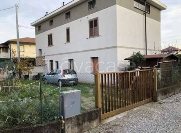 appartamento in vendita ad Osio Sopra