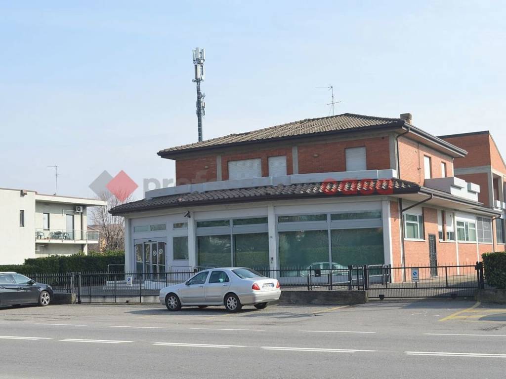 intera palazzina in vendita ad Osio Sotto