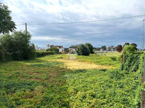terreno agricolo in vendita ad Osio Sotto