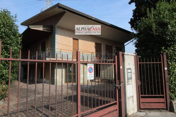 casa indipendente in vendita ad Osio Sotto