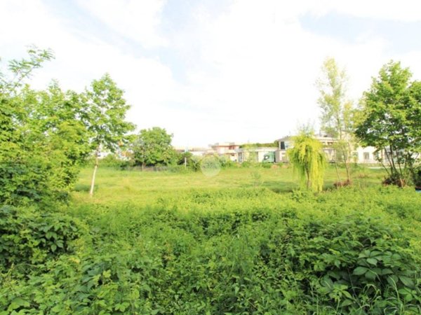 terreno agricolo in vendita ad Osio Sotto