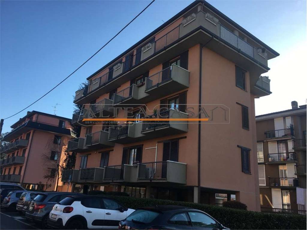 ufficio in vendita ad Osio Sotto