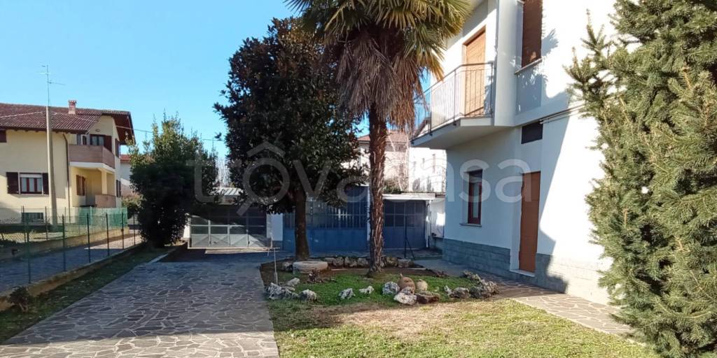 appartamento in vendita ad Osio Sotto