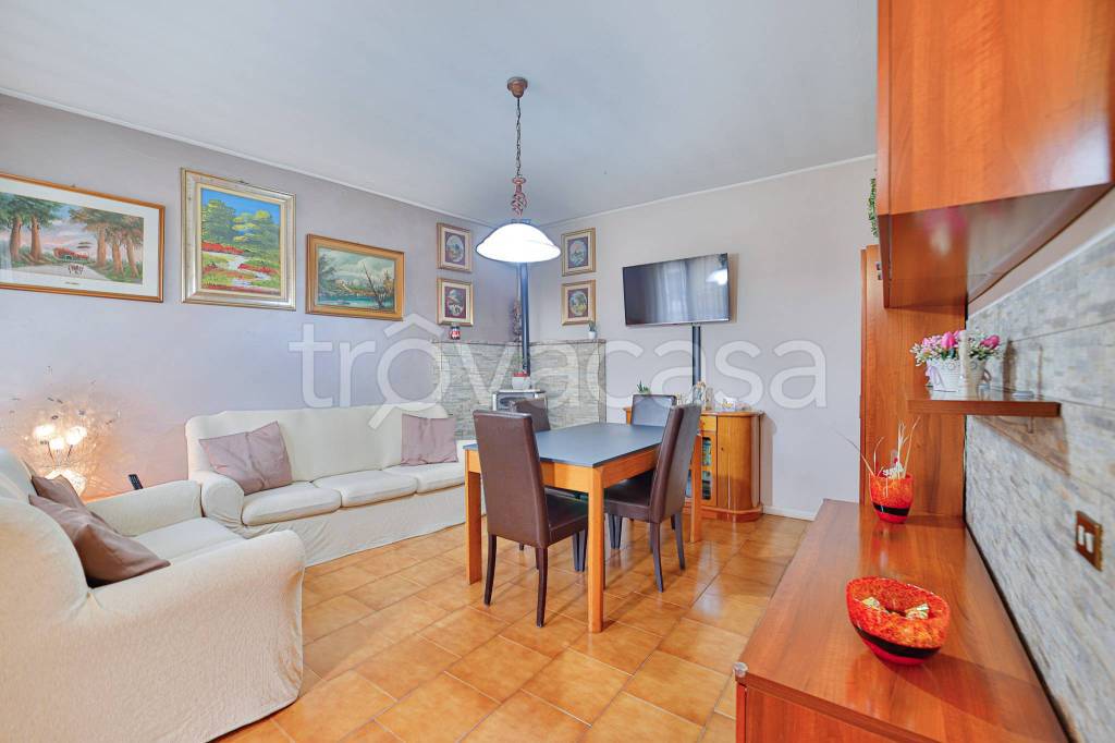 appartamento in vendita ad Osio Sotto