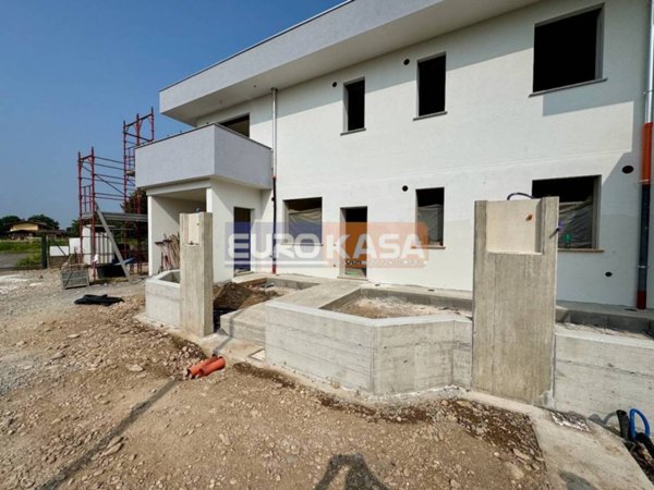 appartamento in vendita ad Osio Sotto