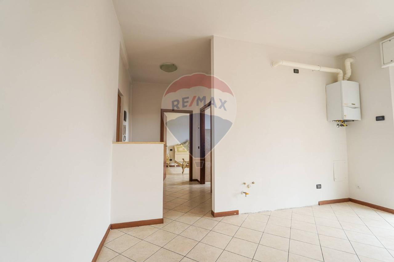 appartamento in vendita ad Osio Sotto