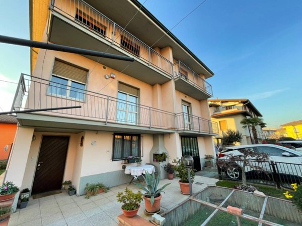 casa indipendente in vendita ad Osio Sotto