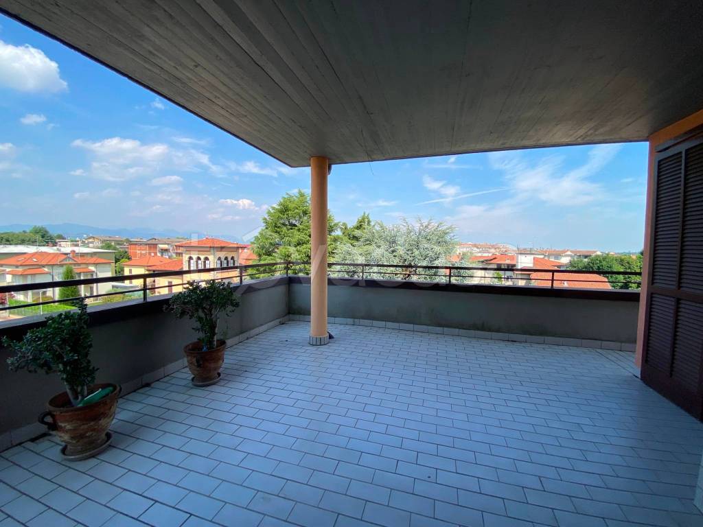 appartamento in vendita ad Osio Sotto