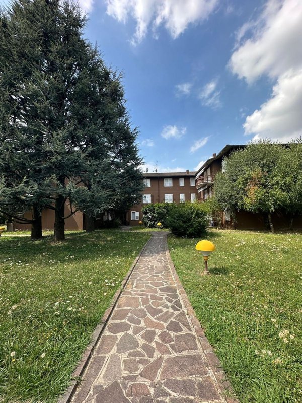 appartamento in vendita ad Osio Sotto