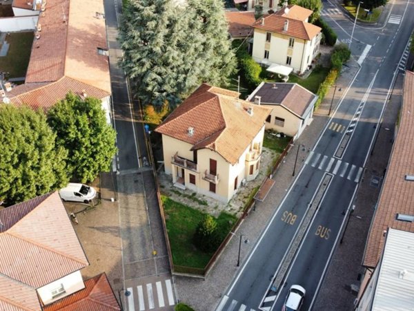 casa indipendente in vendita ad Osio Sotto