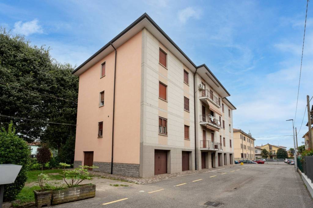 appartamento in vendita ad Osio Sotto