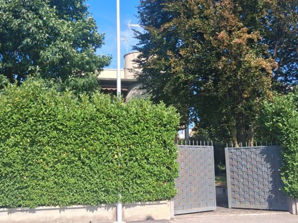 casa indipendente in vendita ad Osio Sotto