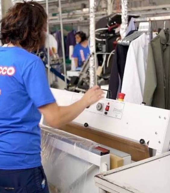 locale commerciale in vendita ad Osio Sotto