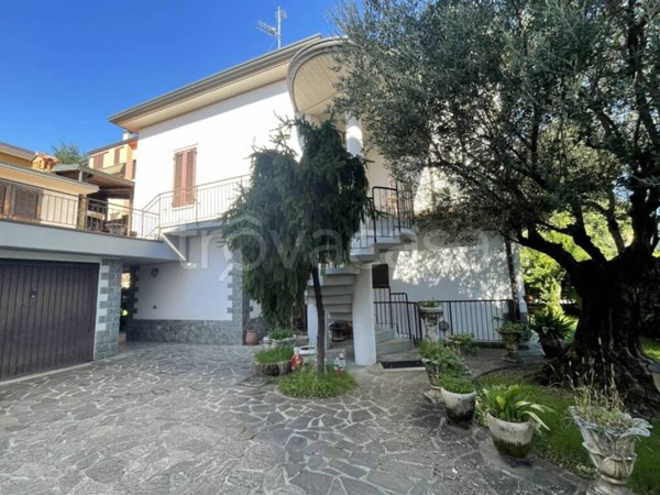 casa indipendente in vendita ad Osio Sotto