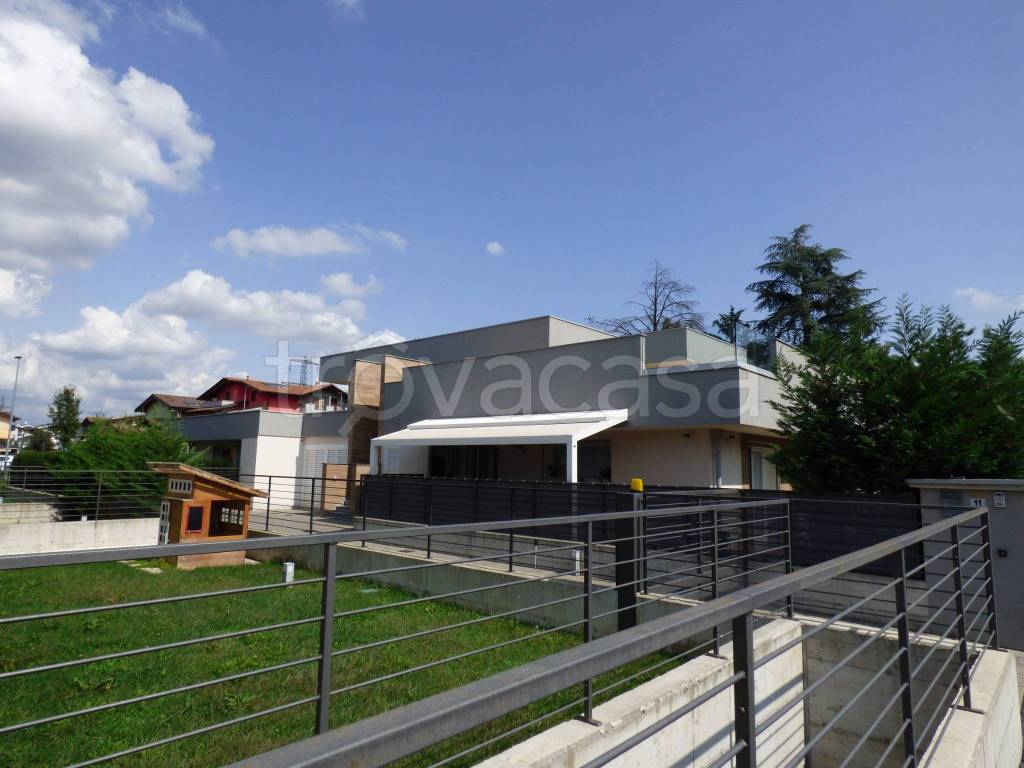 appartamento in vendita ad Osio Sotto