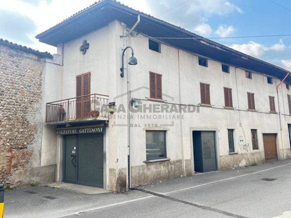 casa indipendente in vendita ad Osio Sotto