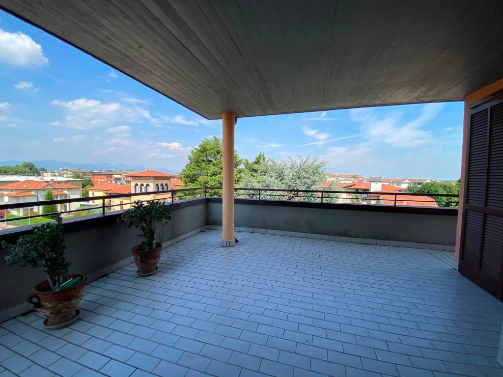 appartamento in vendita ad Osio Sotto