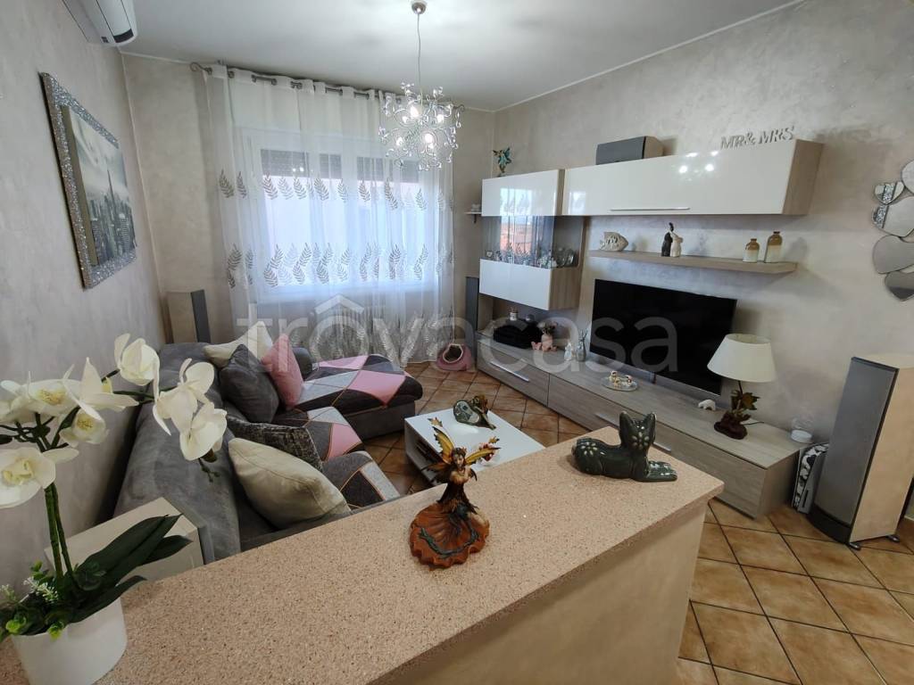 appartamento in vendita ad Osio Sotto