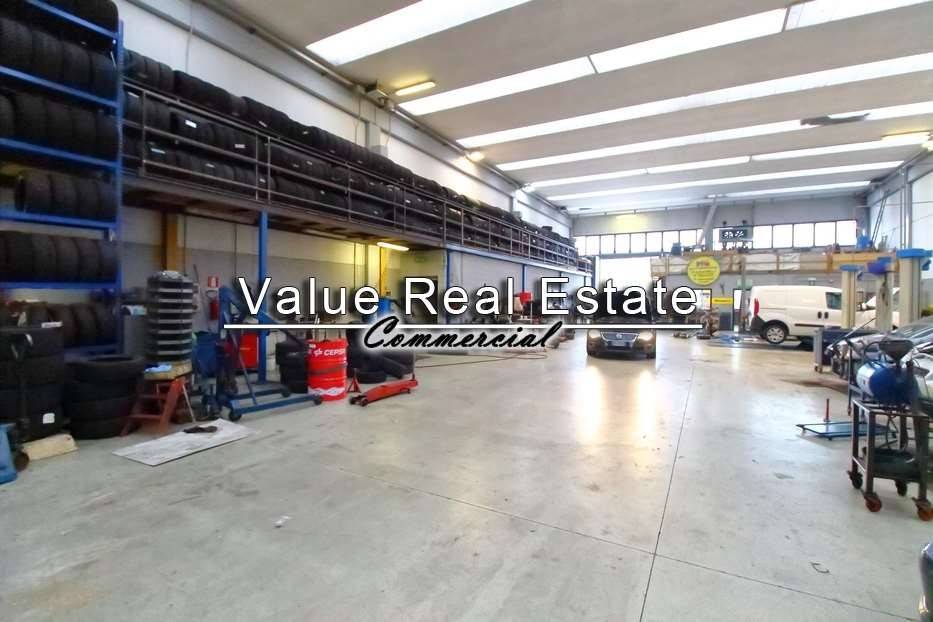 locale commerciale in vendita ad Osio Sotto