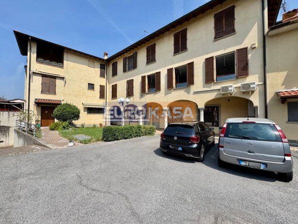 appartamento in vendita ad Osio Sotto