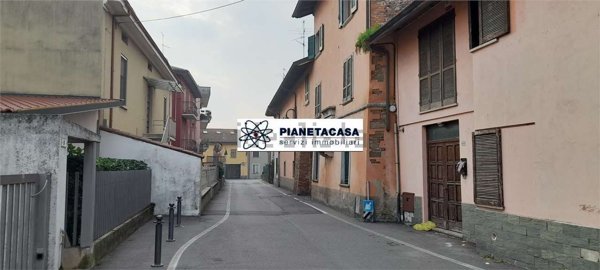 casa indipendente in vendita ad Osio Sotto