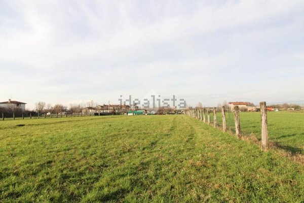 terreno agricolo in vendita ad Osio Sotto