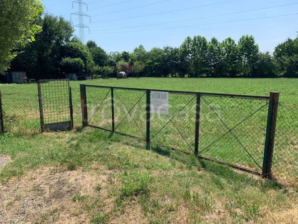 terreno agricolo in vendita ad Osio Sotto