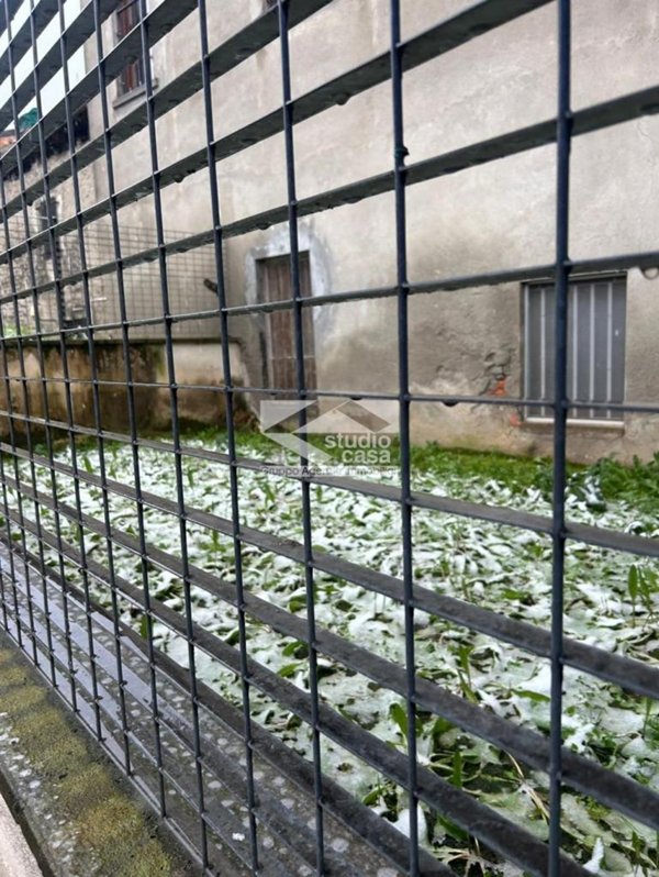 casa indipendente in vendita ad Osio Sotto