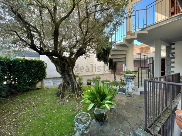 casa indipendente in vendita ad Osio Sotto